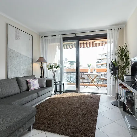Modern 3 Bedroom, 3 Bathroom Near Old Town Walking Distance To Palais 330